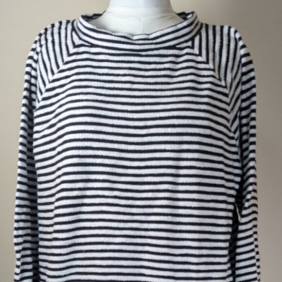 LOFT Sweaters - ⚓ LOFT Striped Sweater ⚓ (Size XL)